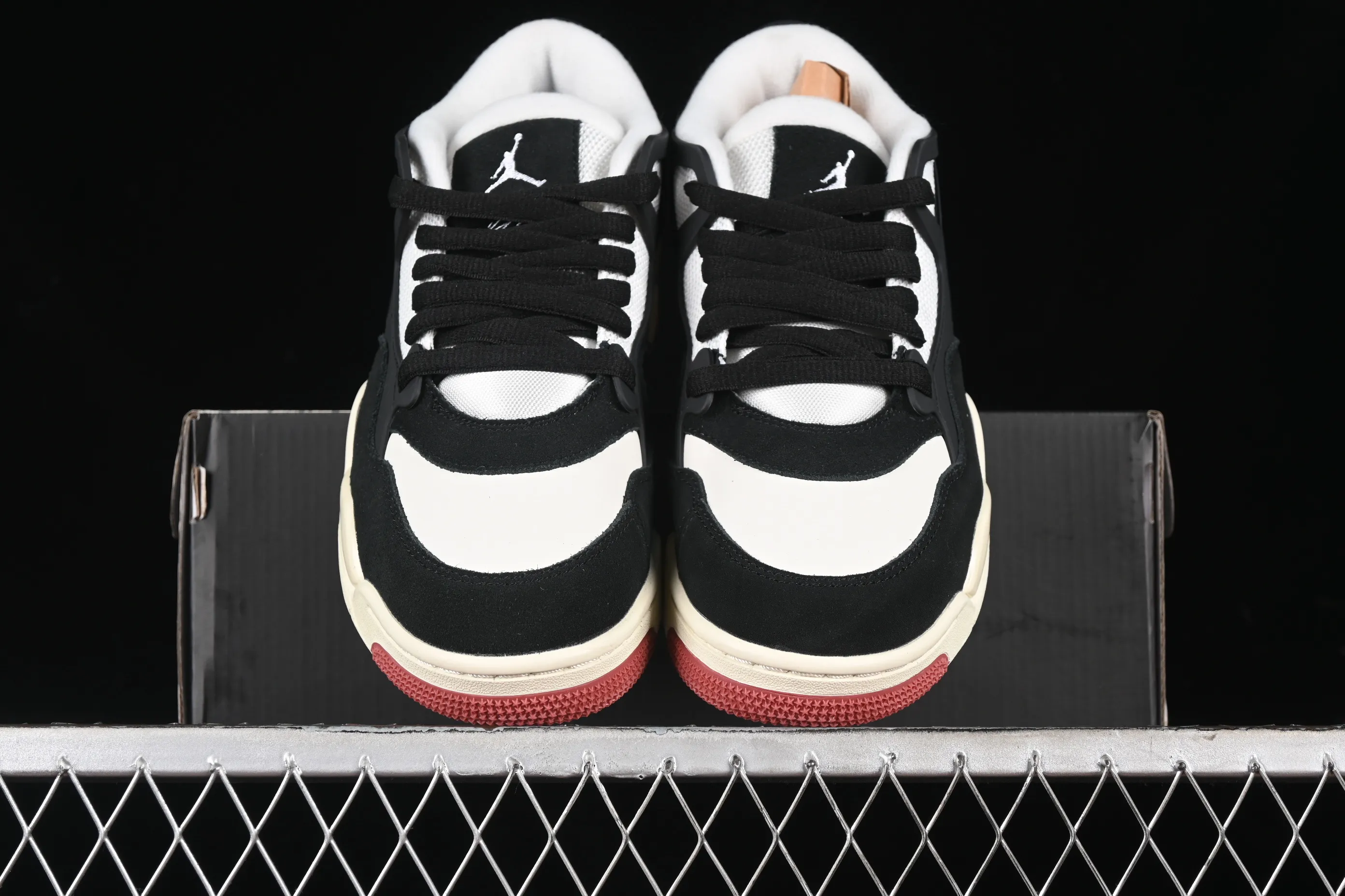 All categories Air Jordan Jordan series basketball shoes Air Jordan 4 DT version Air Jordan 4 "Remastered" AJ4 Joe 4 low-top retro basketball shoes FQ7939-100